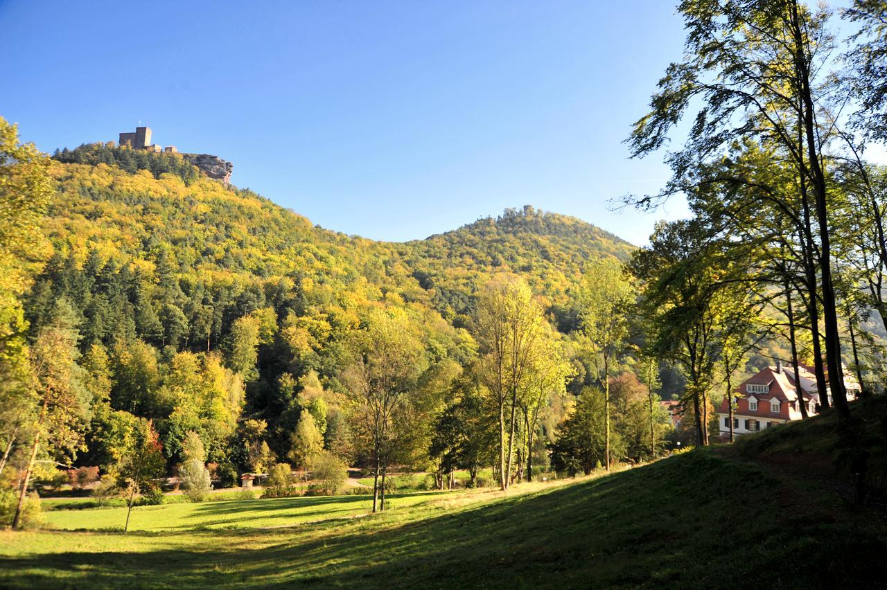 Villa Waldfrieden - Design Trifft Budget Annweiler am Trifels Eksteriør billede